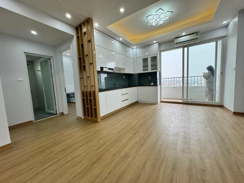  Bán Chung Cư Việt Hưng, Long Biên chỉ 4,45 tỷ , Dt 75m2 (giá thương lượng)