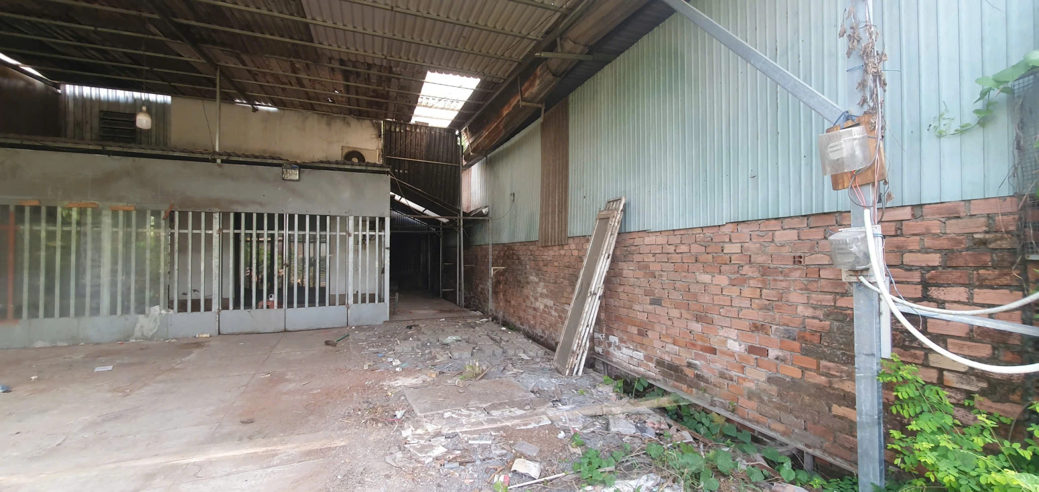 CHÍNH CHỦ CHO THUÊ XƯỞNG + NHÀ + ĐẤT TRỐNG – TỔNG 550M² (Q9) TPHCM