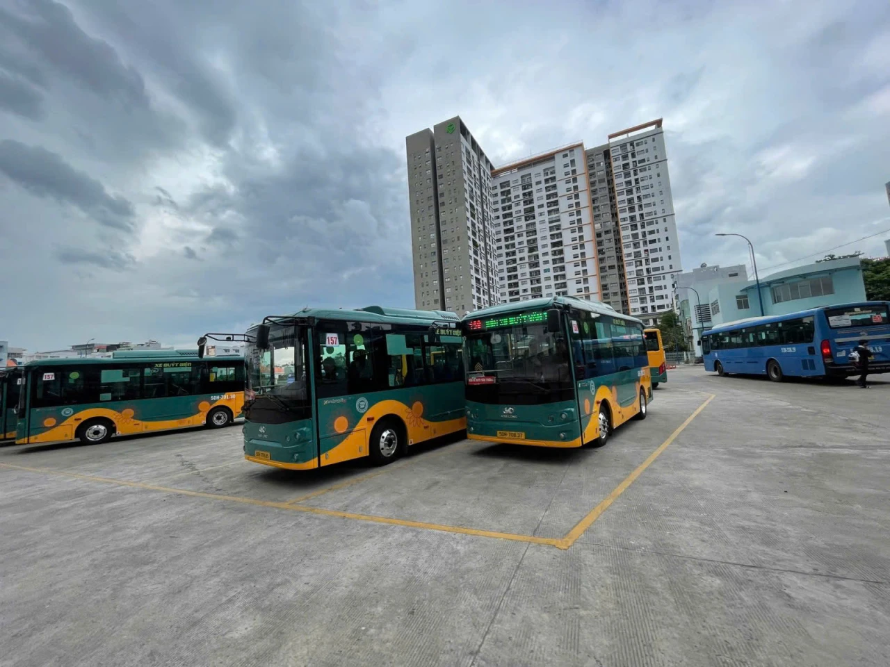 Chính chủ bán nhà đường D1 95M2 Bình Thạnh HẺM 10M