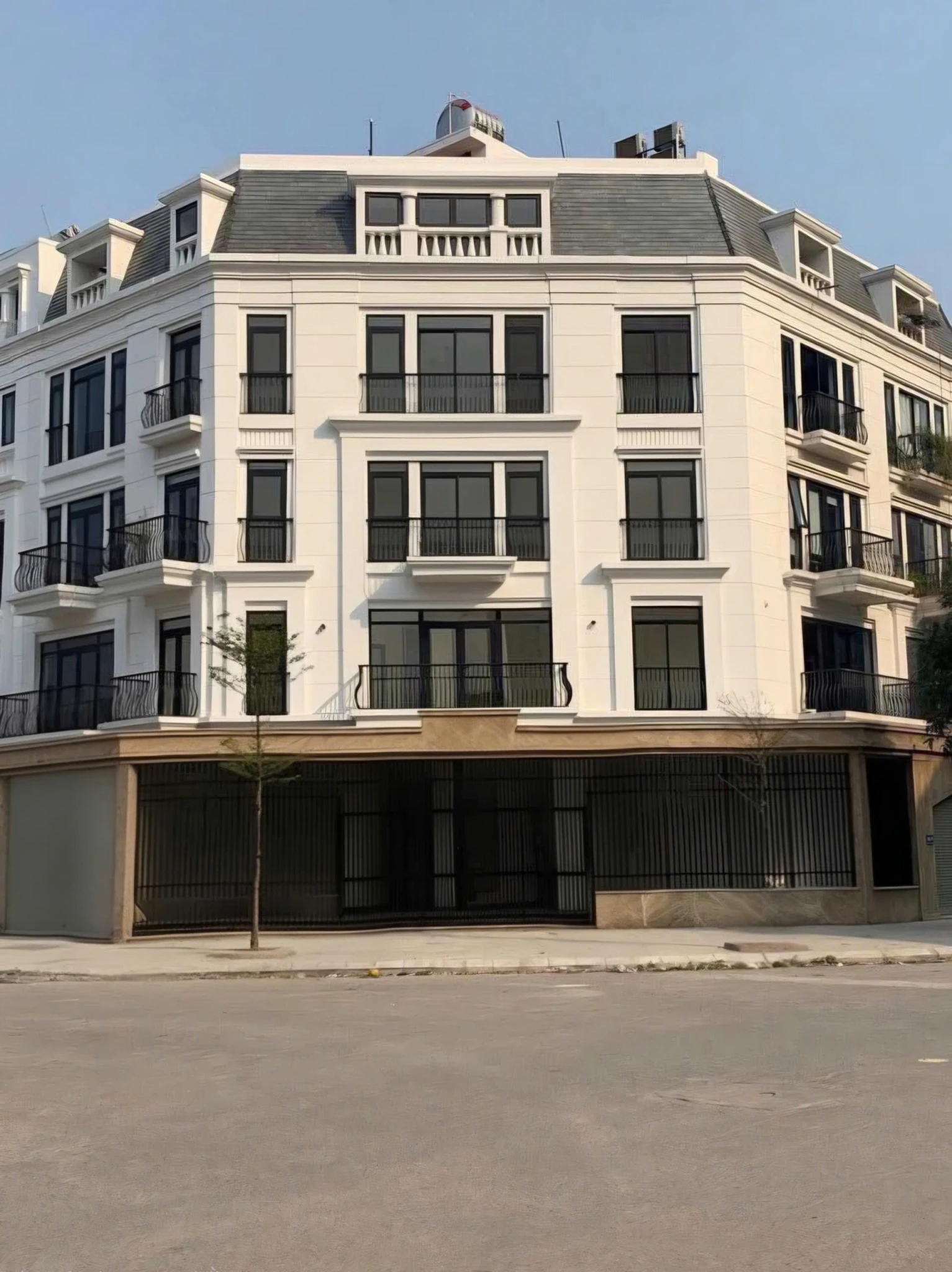 Cho thuê nhà, Thái Hà, Tây Sơn, Láng Hạ, THANG MÁY; 127m2* 5T -37 tr