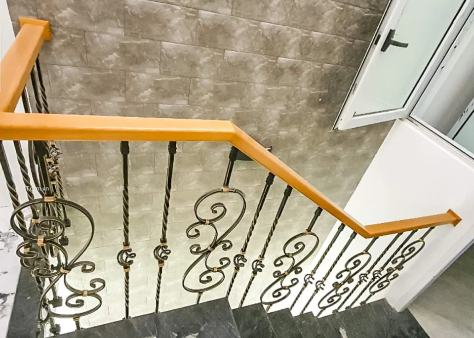 Cho thuê nhà, 105m2_ 5T; Hoàng Cầu, La Thành, Đặng Tiến Đông -24 tr