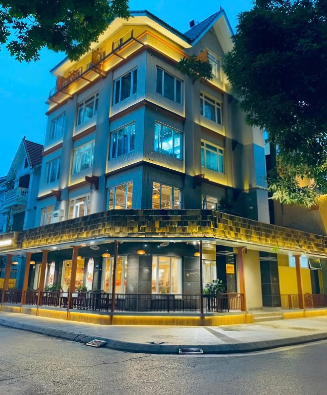 Cho thuê nhà căn góc, Hàng Gai, Hàng Hòm, Hàng Bông; 172m2* 5T -62 tr