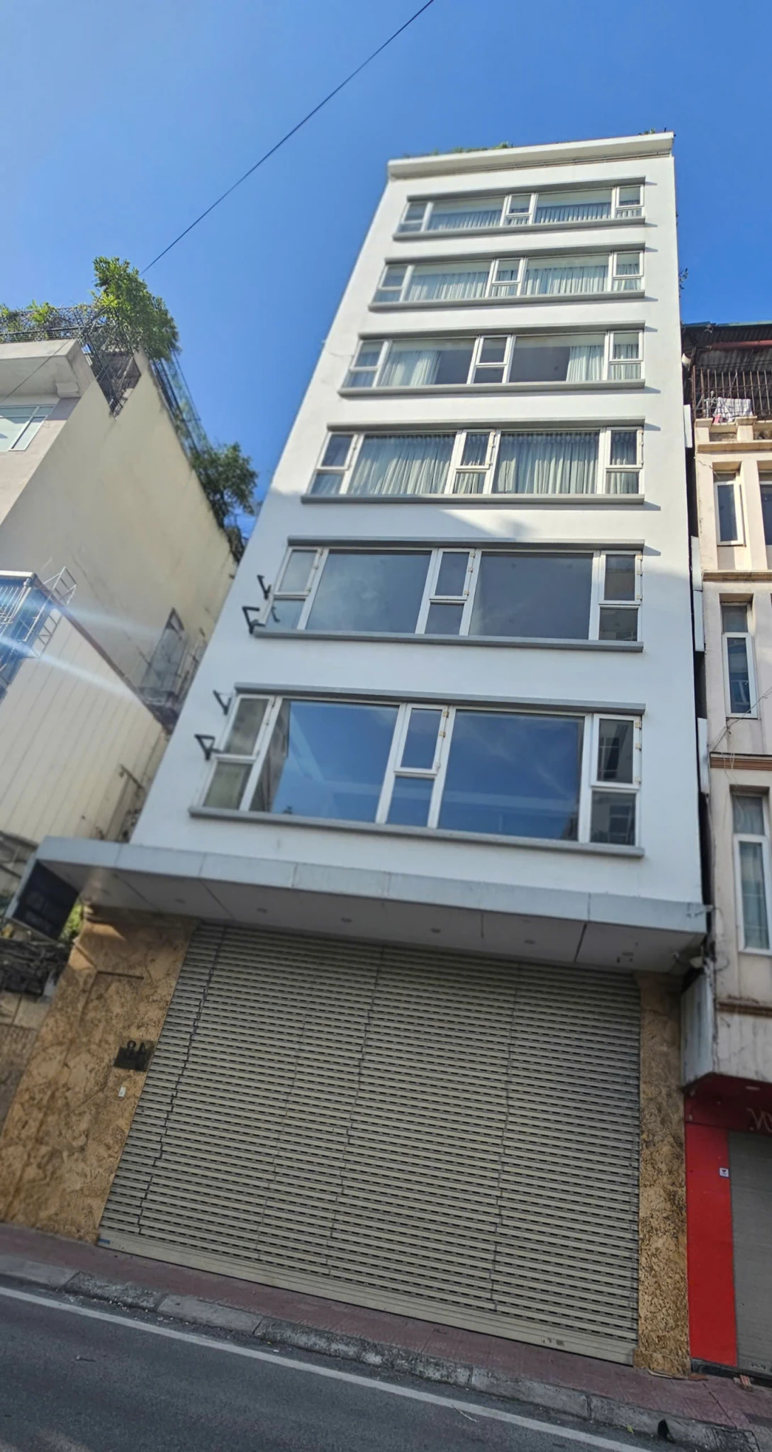 Cho thuê nhà, THANG MÁY, 118m2_ 5T; Nguyễn Thị Định, Hoàng Ngân -41 tr