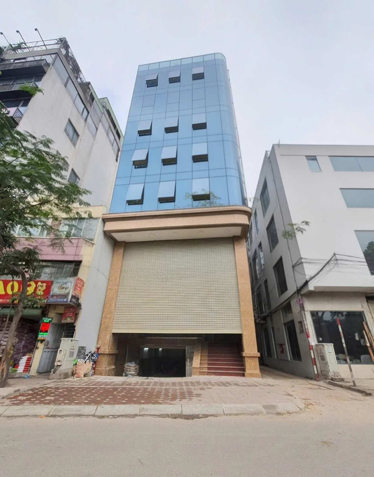 Cho thuê nhà, 139m2- 6T, Nguyễn Trường Tộ, Hàng Than, Trấn Vũ -70 tr