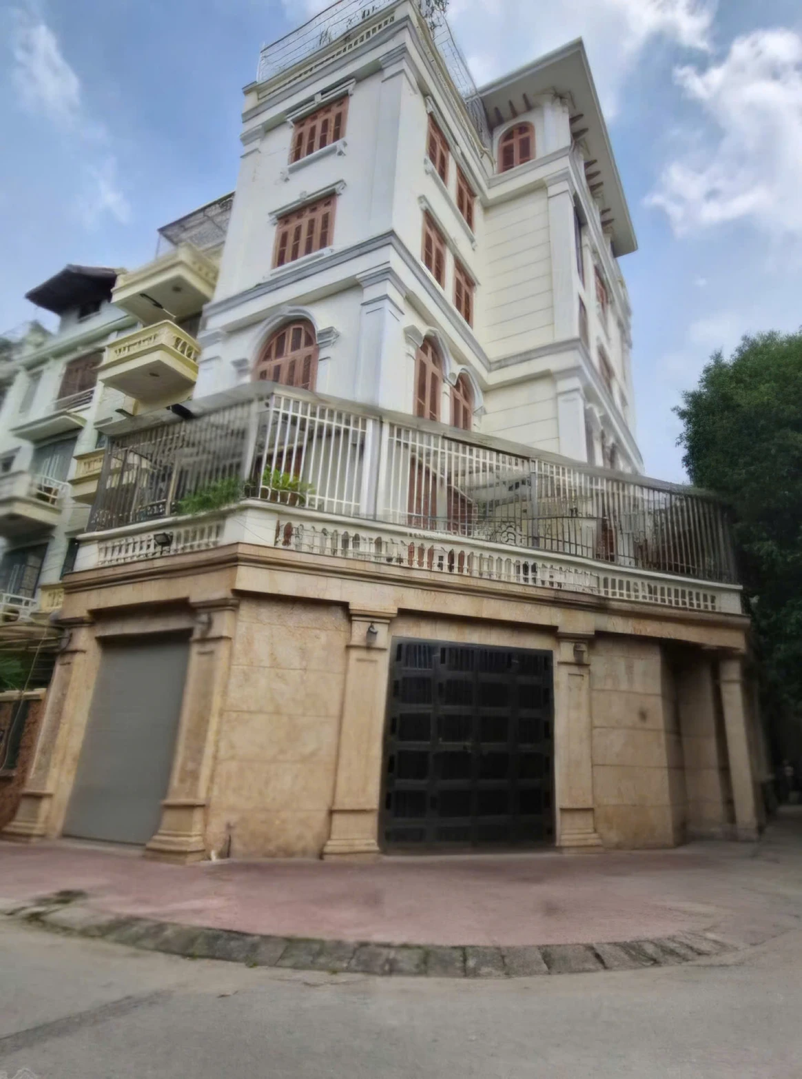 Tôi cho thuê nhà, Trần Nhân Tông, Mai Hắc Đế, HBT; 93m2* 5T -29 tr