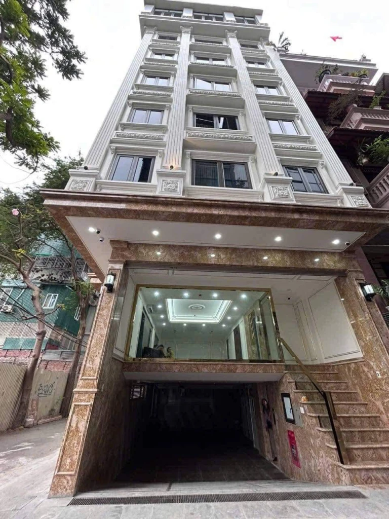 Cho thuê nhà, 156m2- 8T, Nguyễn Trường Tộ, Hàng Than, Trấn Vũ -64 tr