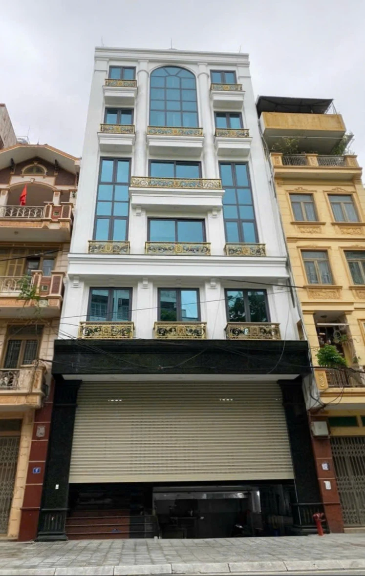 Cho thuê nhà, THANG MÁY, 105m2_ 6T; Nguyễn Thị Định, Hoàng Ngân -43 tr