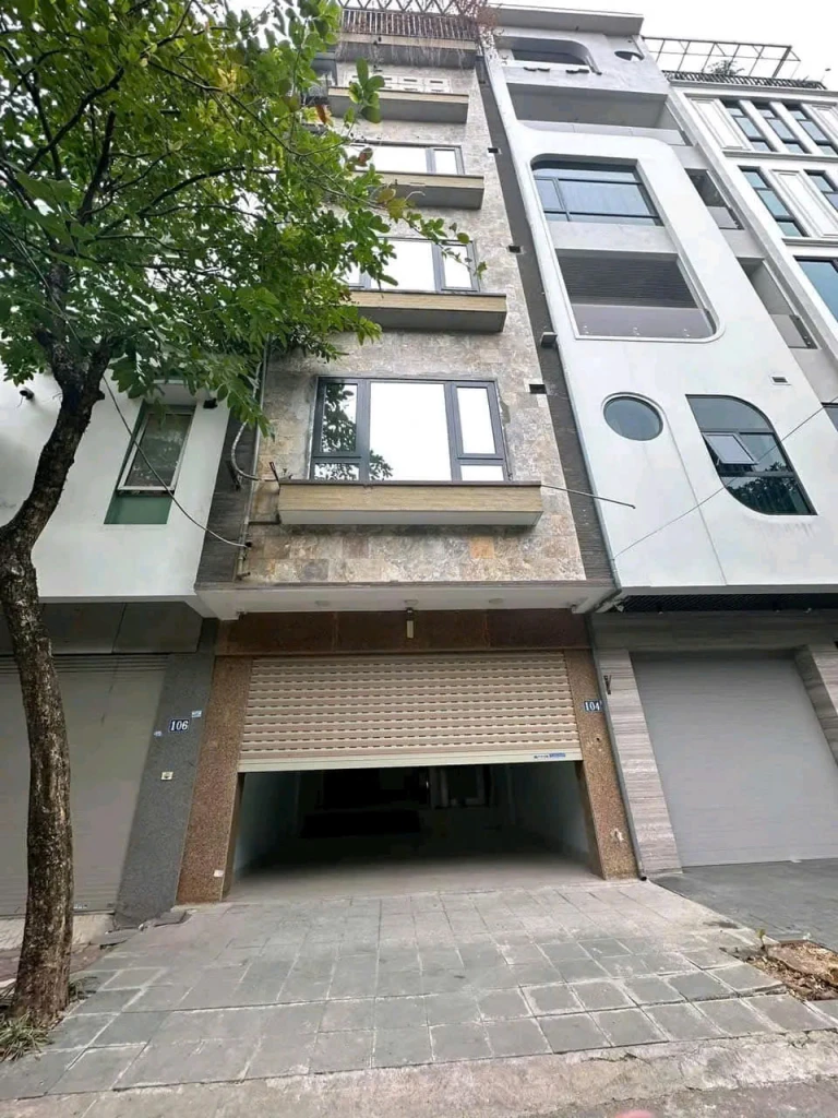 Cho thuê nhà, 102m2_ 5T; Hoàng Cầu, La Thành, Đặng Tiến Đông -24 tr