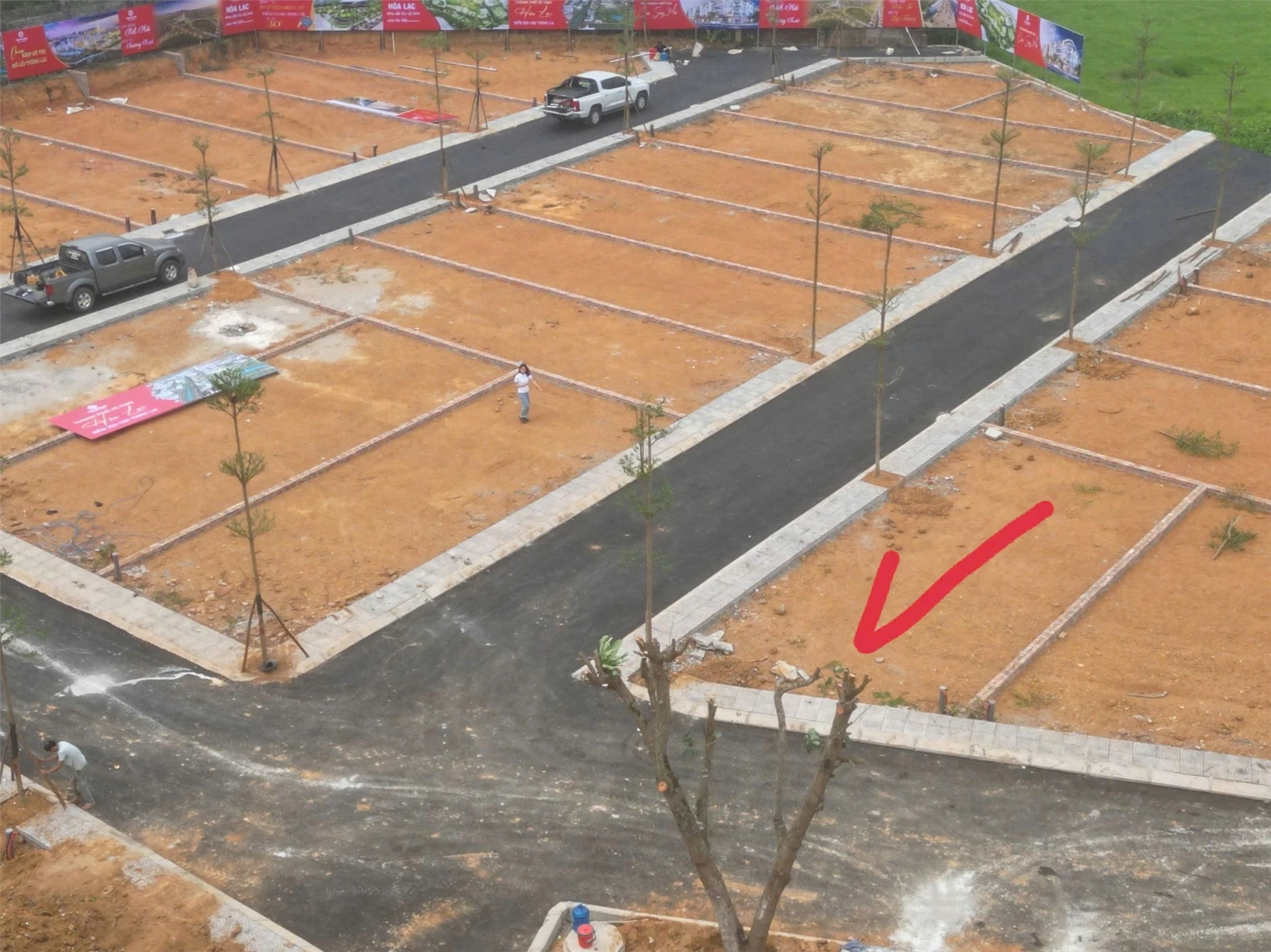 Đất mặt đường làn 2 của QL21, trung tâm mới của đô thị vệ tinh Hòa Lạc.
Giá chỉ nhỉnh 3 tỷ, pháp lý chuẩn chỉnh