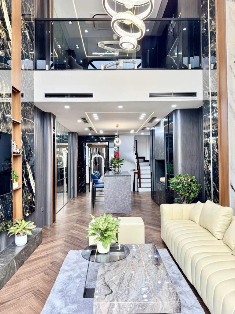 🏆 NHÀ PHỐ TRẠM – TÀI SẢN DÒNG TIỀN HIẾM  55M² × 7 TẦNG  GARA Ô TÔ + THANG MÁY  NHỈNH 23 TỶ
🔥 HÀNG ĐẸP – SẴN NỘI THẤT – KHAI THÁC NGAY