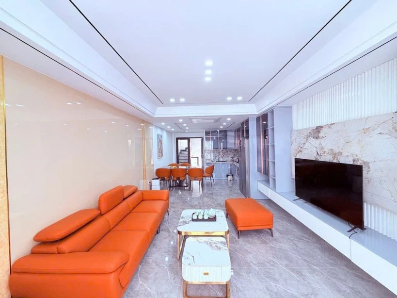 🏡🔥 NHÀ PHỐ TRẠM – Ô TÔ TRÁNH  56M² x 7 TẦNG  GARA Ô TÔ  THANG MÁY  FULL NỘI THẤT 🔥🏡