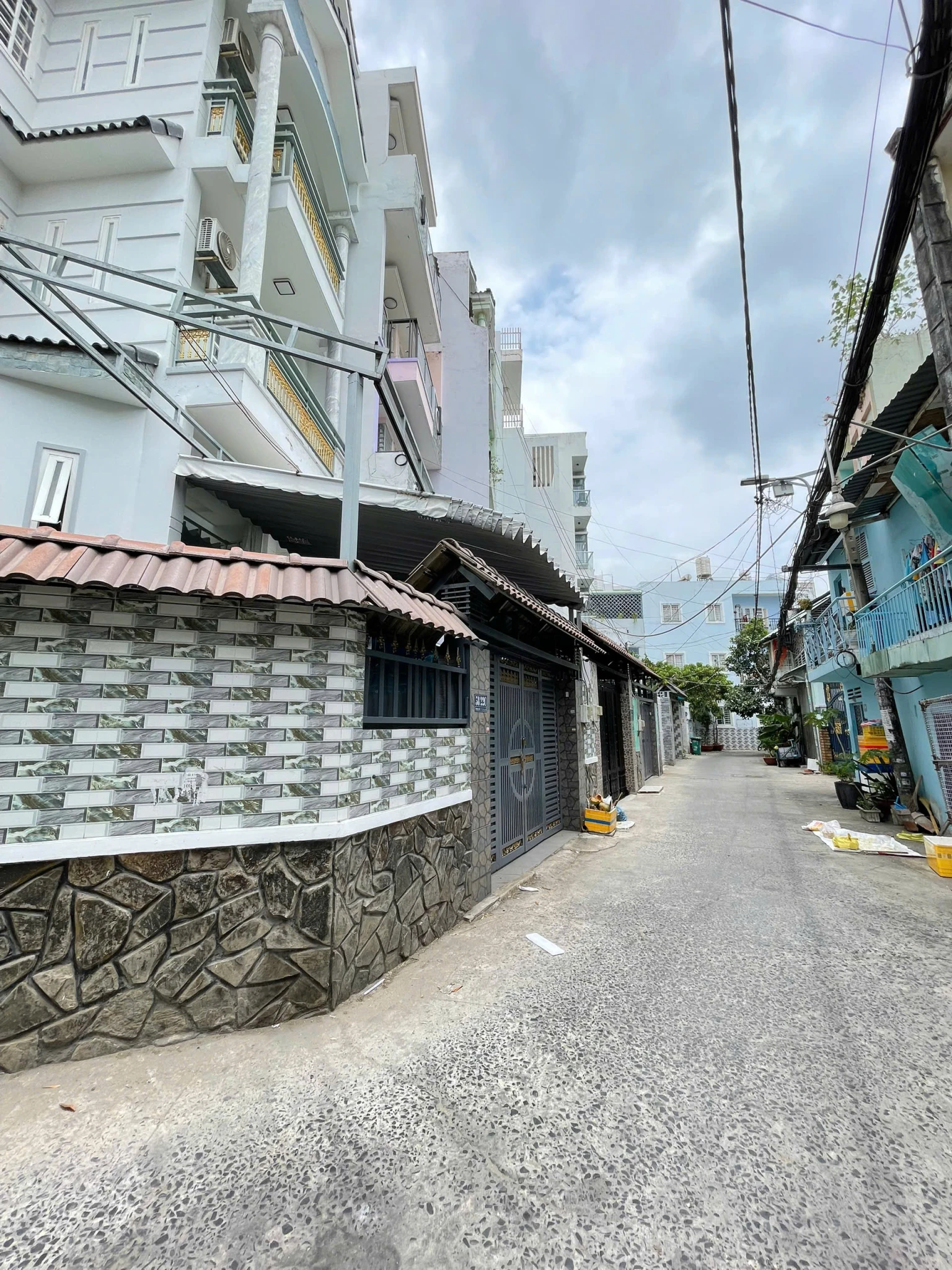 Nhà mới Full nội thất vào ở ngay !! Vị trí: Đường Trương Minh Ký