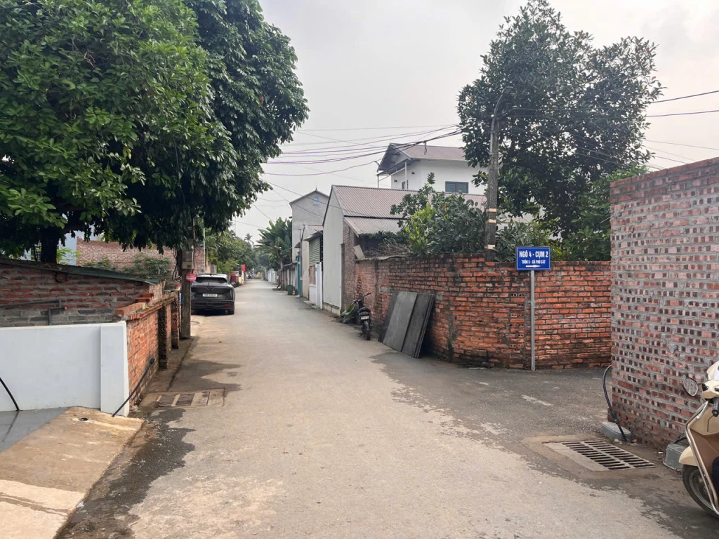 👉 Độc Nhất - Lô đất hơn 200m² trục chính thôn – sát nhà máy in tiền