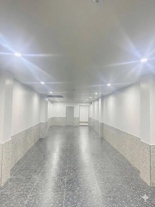 Bán CHDV Quan Nhân gần ôtô, 110m2 - 7T - thang máy, full nội thất mới xịn xò, doanh thu 1.8 tỷ/năm, giá 26.9 tỷ