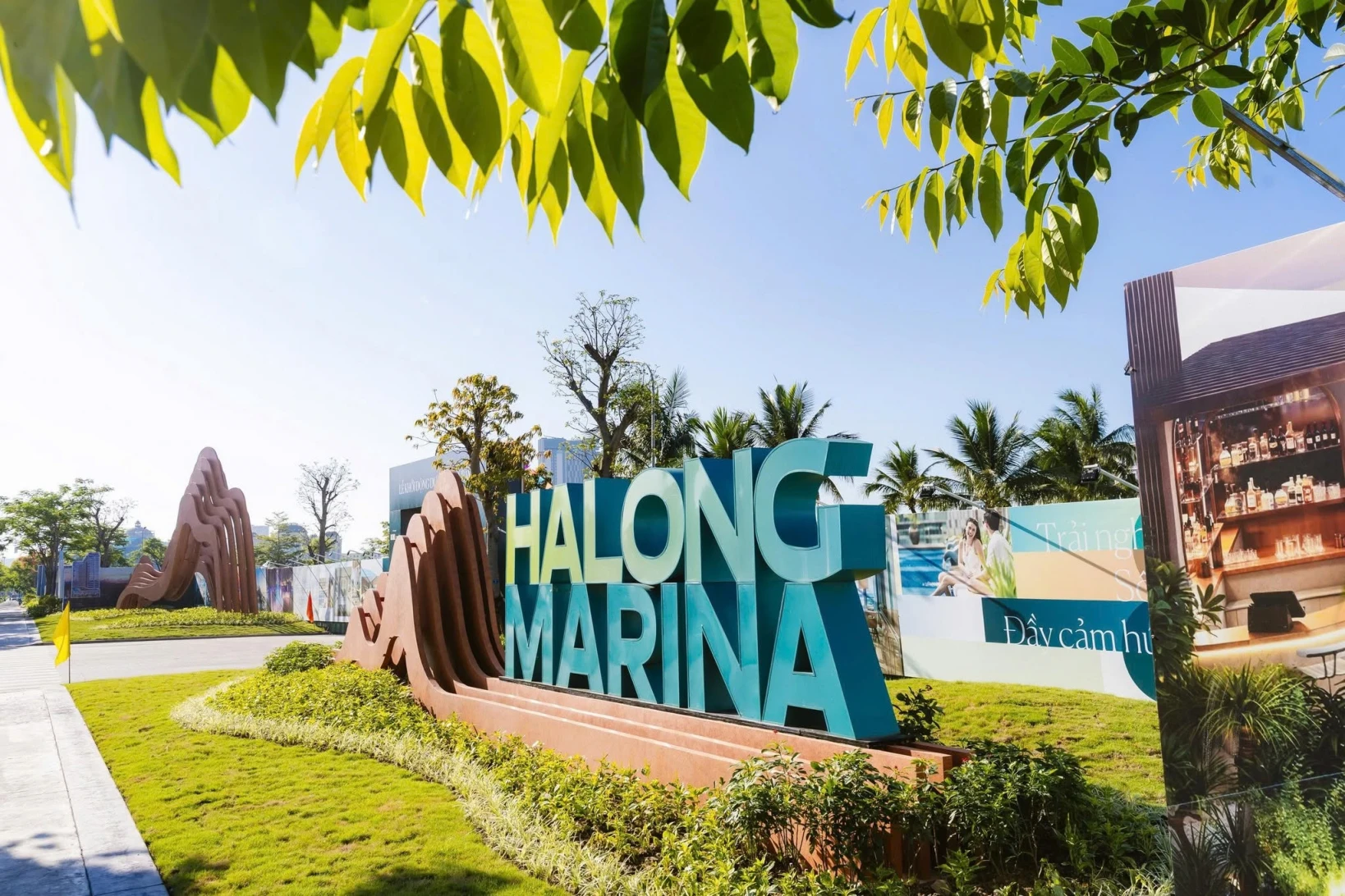 THỨC GIẤC GIỮA KHÔNG GIAN RESORT 5 SAO: CĂN GÓC 2PN PRIMA BAY – TẦM NHÌN PANORAMA ÔM TRỌN VỊNH BIỂN!