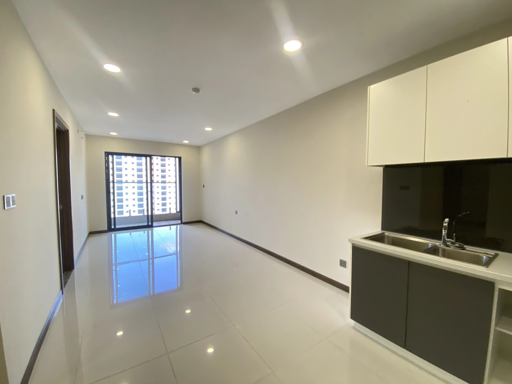 GÓC ĐẦU TƯ: CÓ NÊN MUA DE CAPELLA LƯƠNG ĐỊNH CỦA VỚI GIÁ 120 TR/M²?