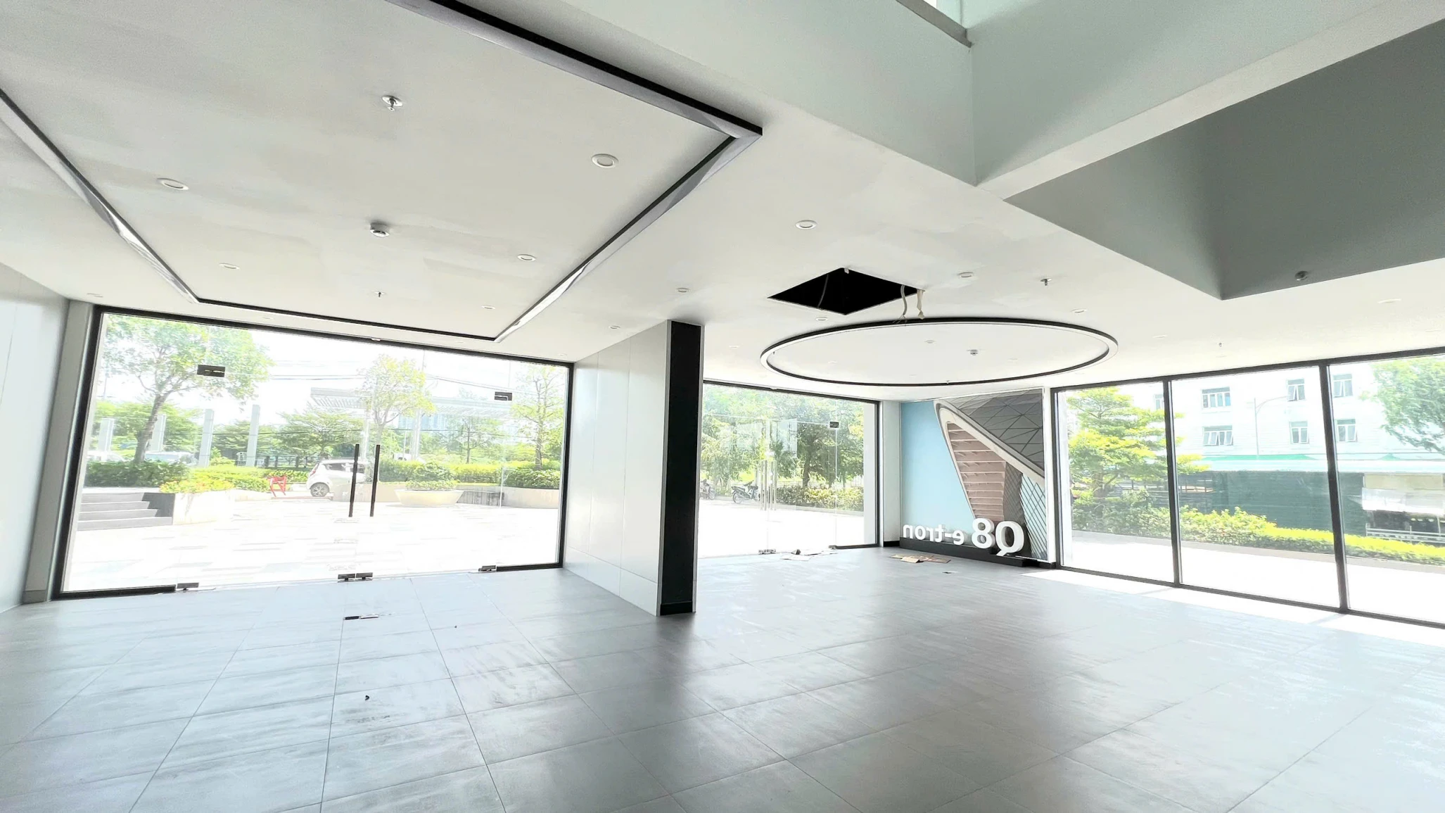 Cho thuê shophouse Lavida Plus quận 7 diện tích 111m2, kinh doanh tốt