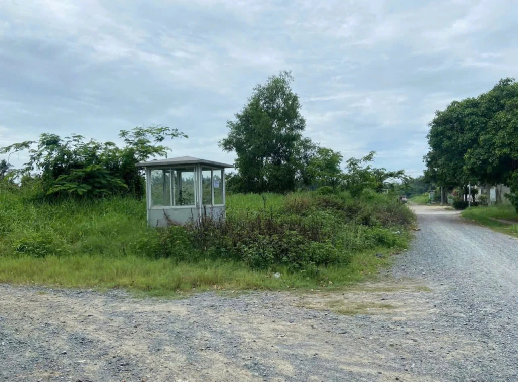 Bán đất nền: KDC 13E Làng Việt Kiều - Bình Chánh, diện tích 200m2, giá bán 18 tỷ