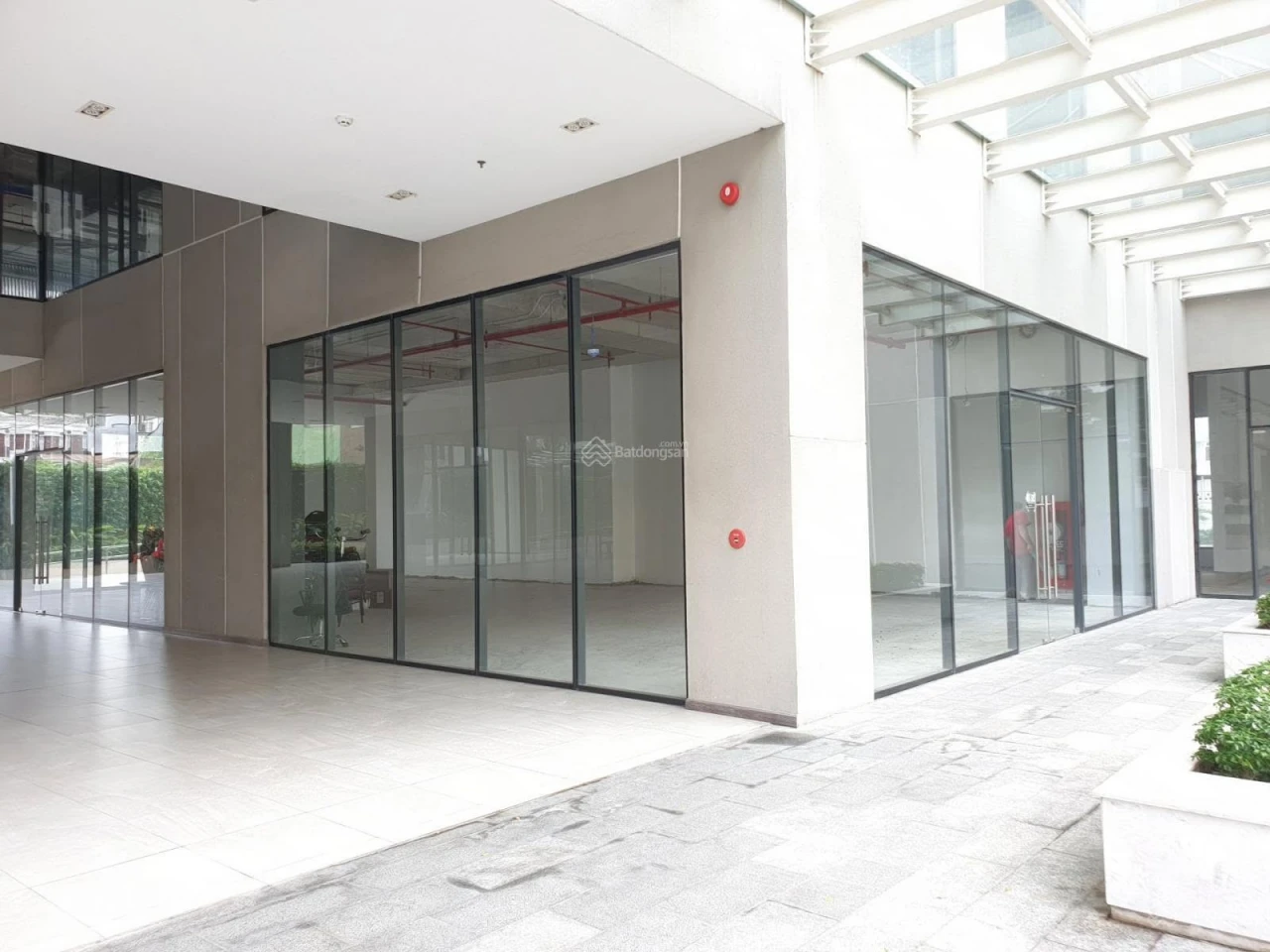Cho thuê shophouse De Capella, Diện tích từ 100m2 - 185m2 , Chính sách thuê trực tiếp từ Chủ Đầu Tư, Giá thuê chỉ từ 17$-18$/m2