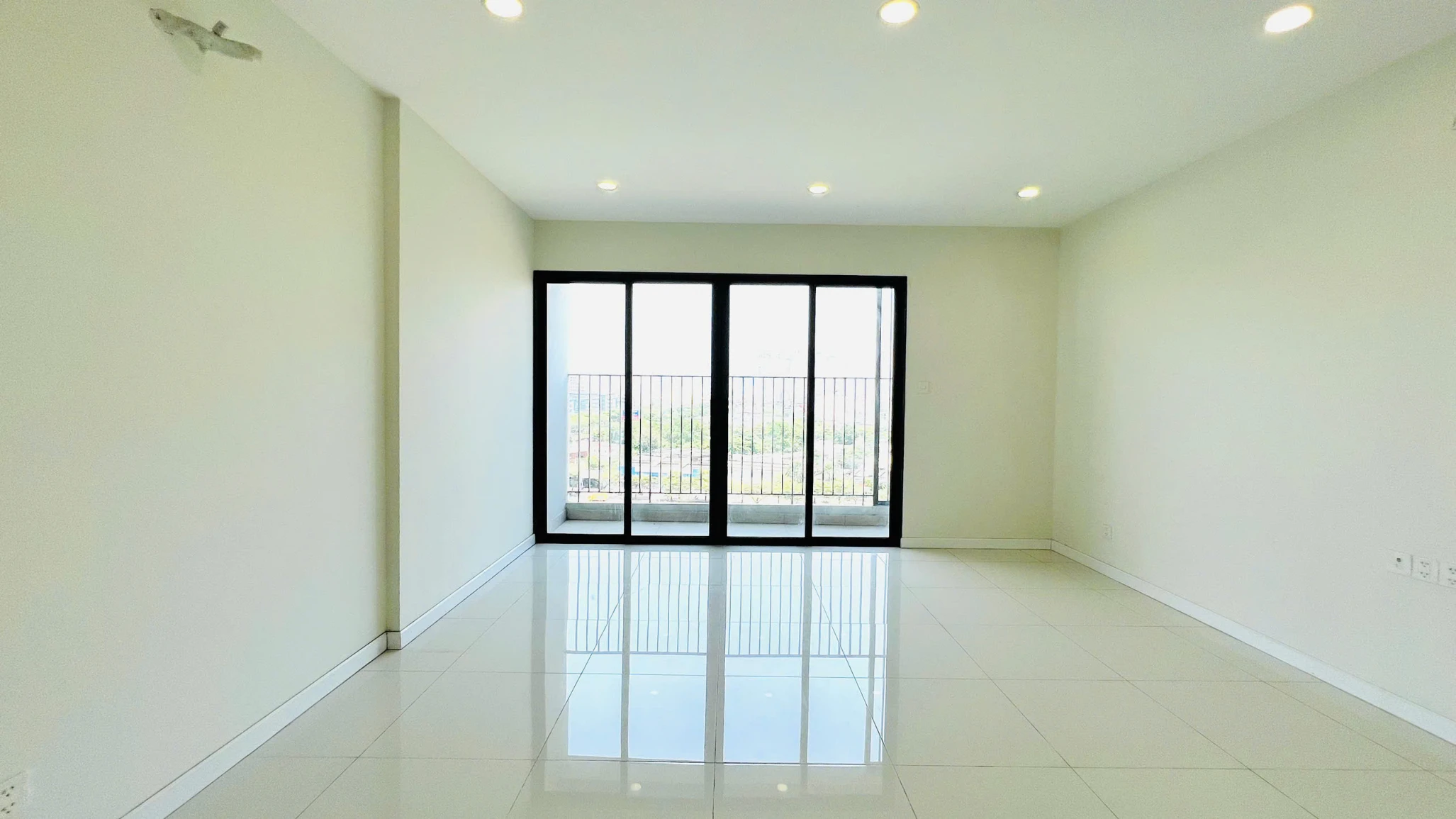 Bán căn hộ Lavida + mặt tiền Nguyễn Văn Linh Quận 7 - liền kề Phú Mỹ Hưng - 37m2/bàn giao nhà HTCB