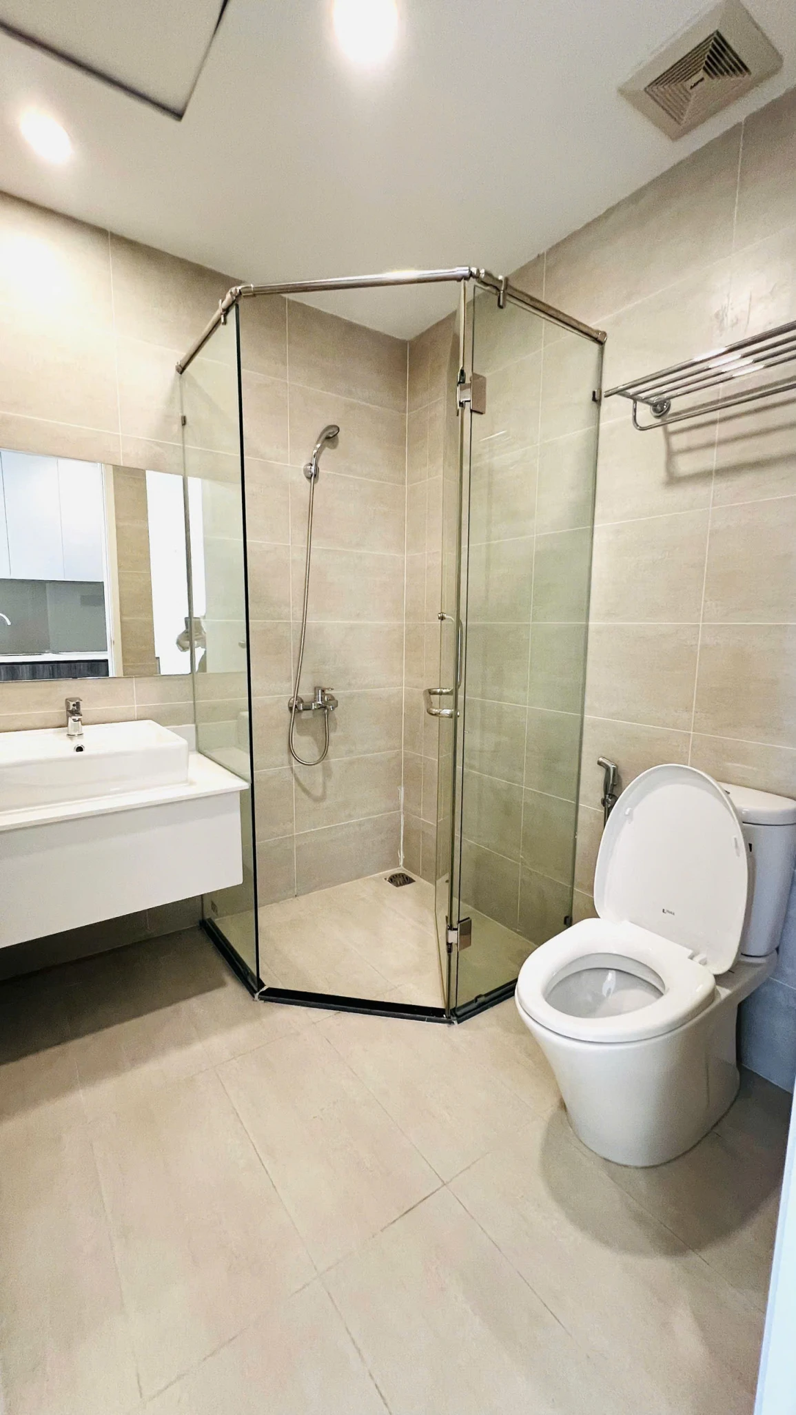 Bán căn hộ Lavida + mặt tiền Nguyễn Văn Linh Quận 7 - liền kề Phú Mỹ Hưng - 37m2/bàn giao nhà HTCB