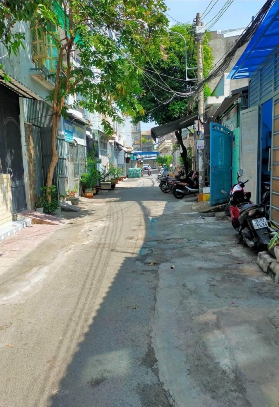 MẶT TIỀN KINH DOANH - ĐƯỜNG 8M - GẦN EON TÂN PHÚ - 71M2- NGANG 5M- ĐANG CHO THUÊ 8TR/01 THÁNG - CHỈ 6.6 TỶ