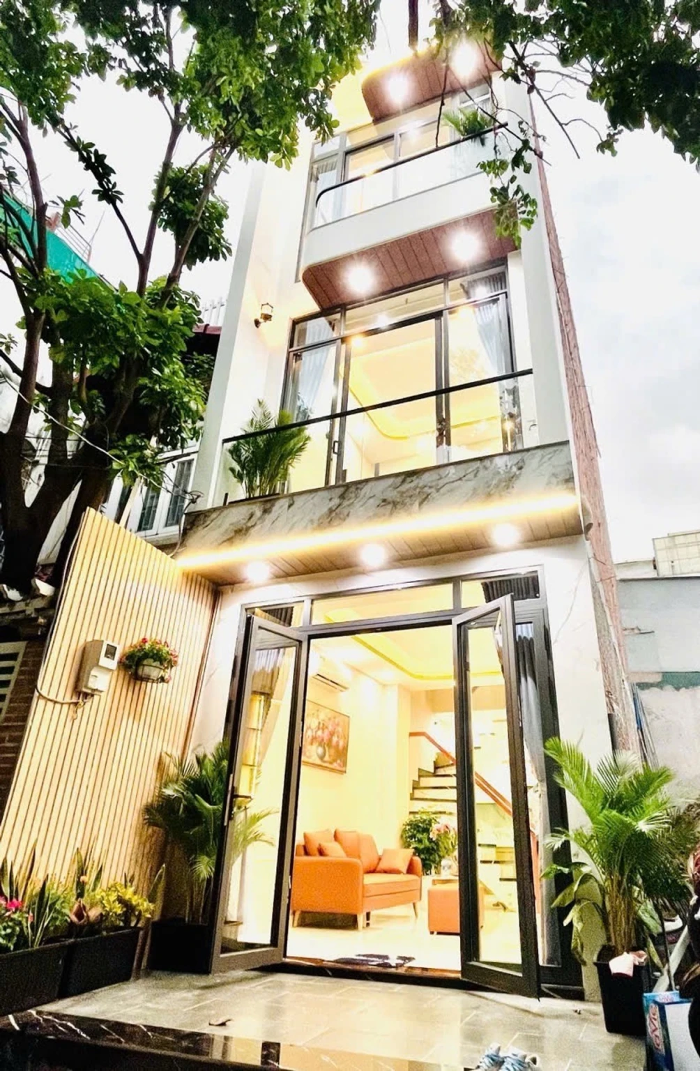 NHÀ  PHÚ THỌ HÒA - NGUYỄN SƠN  - 40M2- HẺM 5M XE HƠI - KHU XÂY DỰNG CAO TẦNG NHÀ LẦU BIỆT THỰ -  CHỈ NHỈNH 6 TỶ