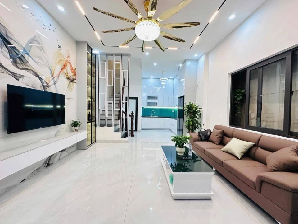 9TỶ8 (TL) - NGÕ QUẬN ỦY 68 CẦU GIẤY - 50M2*5T - 6PN - NHÀ ĐẸP Ở NGAY