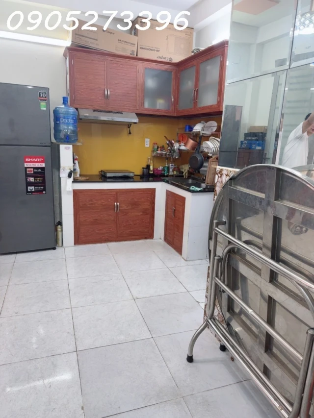 NGAY CHỢ ÔNG HOÀNG P9 TÂN BÌNH THIÊN PHƯỚC & LÝ THƯỜNG KIỆT - CHÍNH CHỦ - HẺM XE HƠI NHỎ - DIỆN TÍCH SÀN 51m2 - 3 TẦNG - 3.35 TỶ
