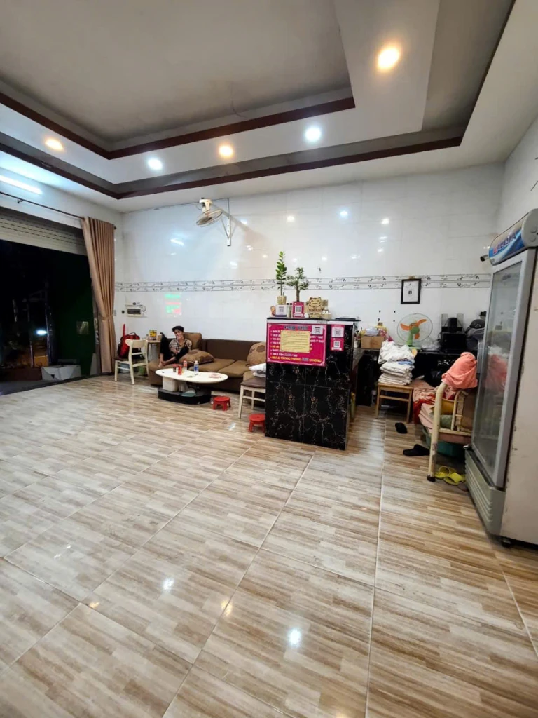 0377131757 -  Danh chuyên bán nhà Bình Dương
