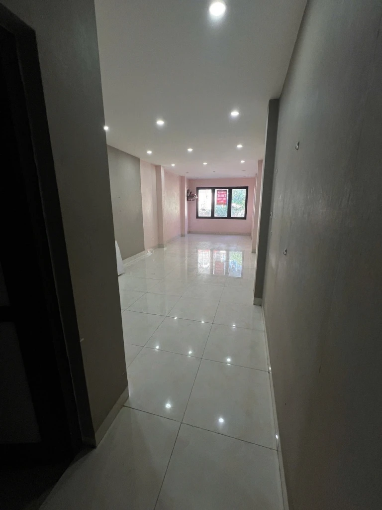 CHO THUÊ TẦNG 2 – 17 PHỐ LẠC TRUNG – 6,5 TRIỆU/THÁNG