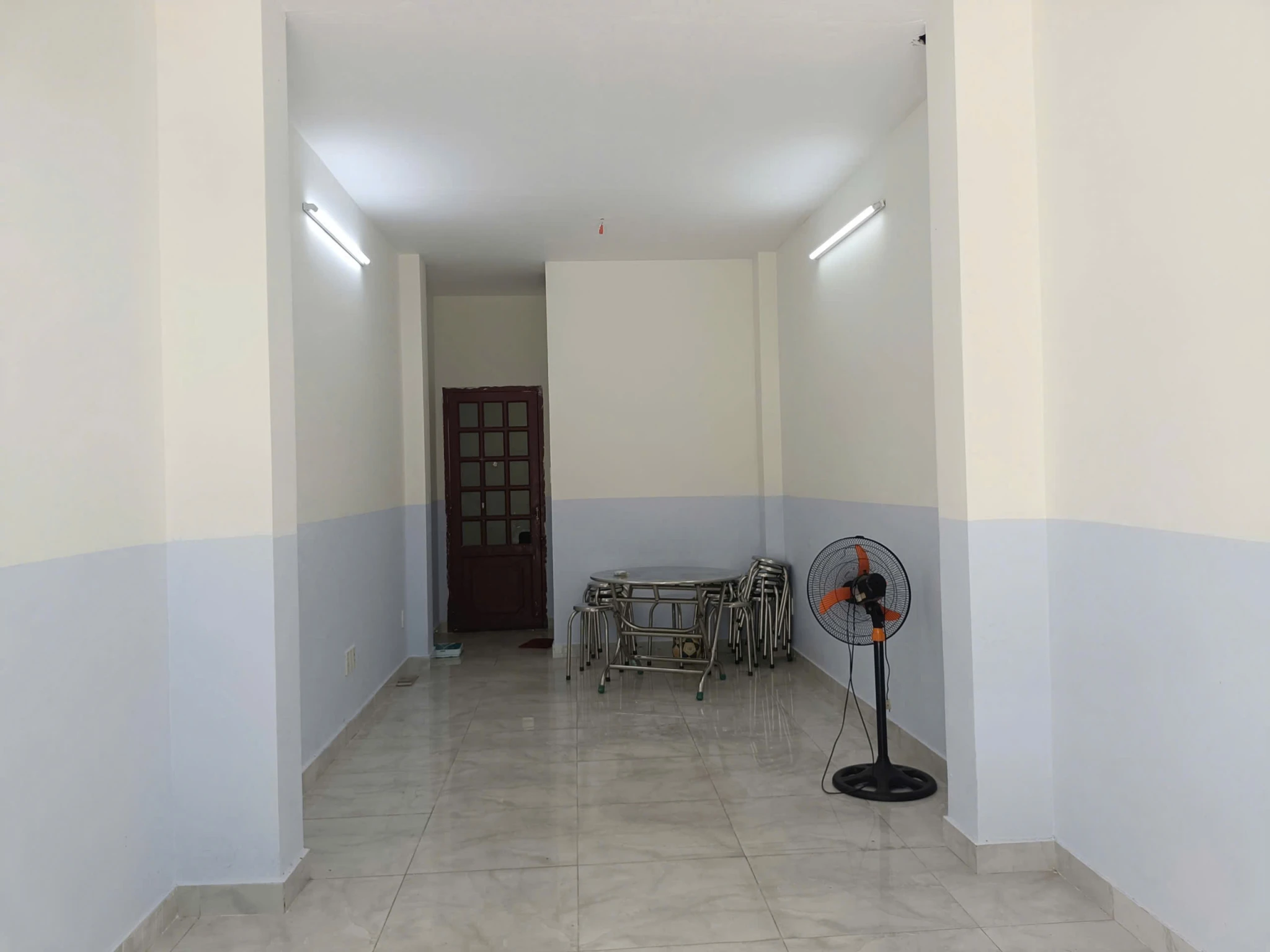 CHO THUÊ MẶT BẰNG KINH DOANH NGAY ĐỐI DIỆN CHỢ THUỐC QUẬN 10 – VỊ TRÍ ĐẮC ĐỊA