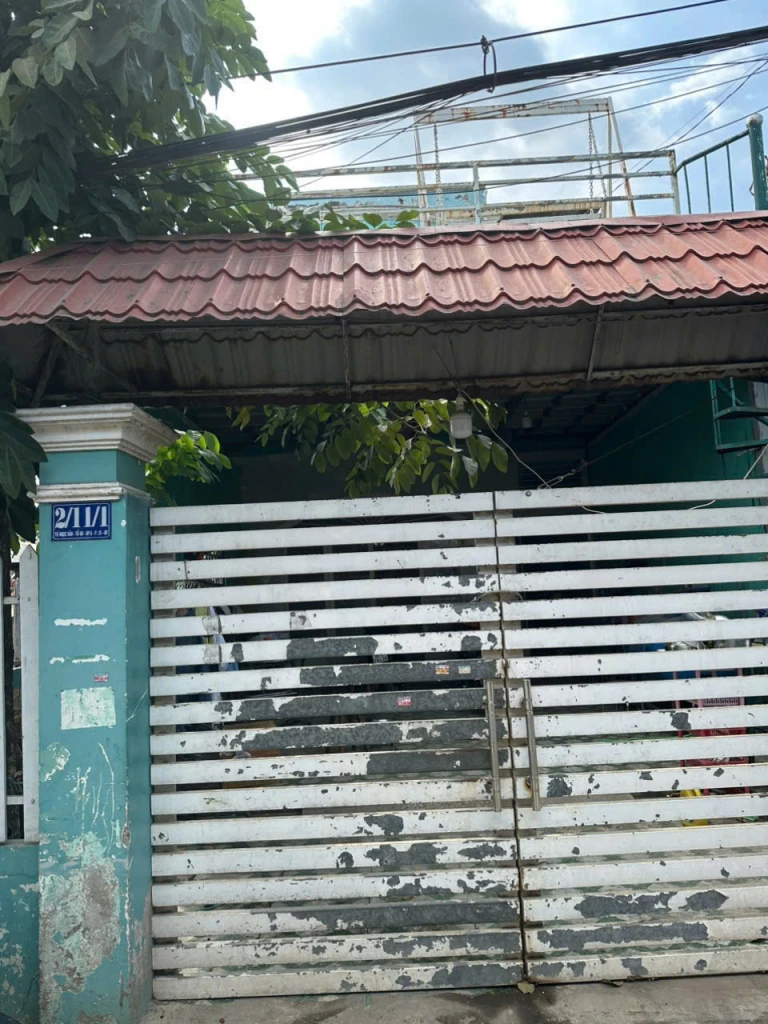 BÁN ĐẤT TẶNG NHÀ CẤP 3 – NGANG 6M, NỞ HẬU 9M – GIÁ 10,5 TỶ, CÒN THƯƠNG LƯỢNG