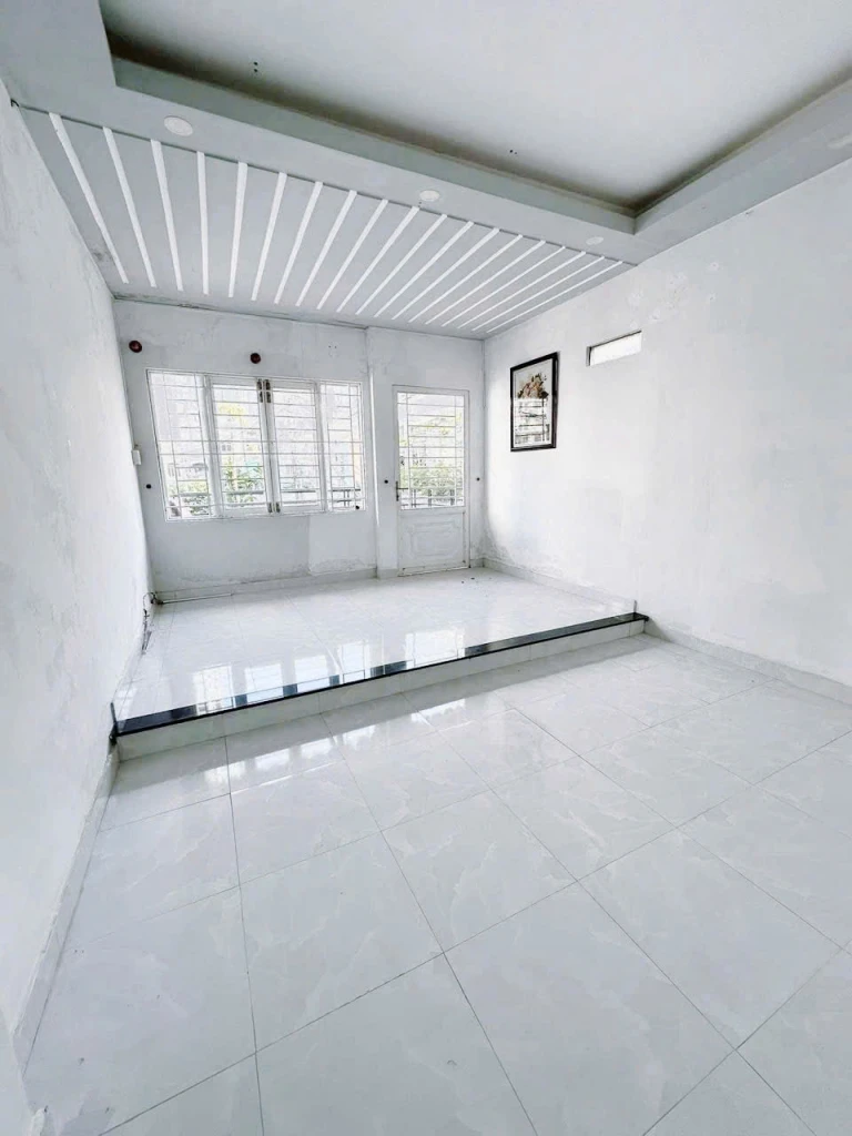 CHO THUÊ 2 PHÒNG TRỐNG – KINH DOANH NGAY TRUNG TÂM TP NHA TRANG, KHÁNH HÒA