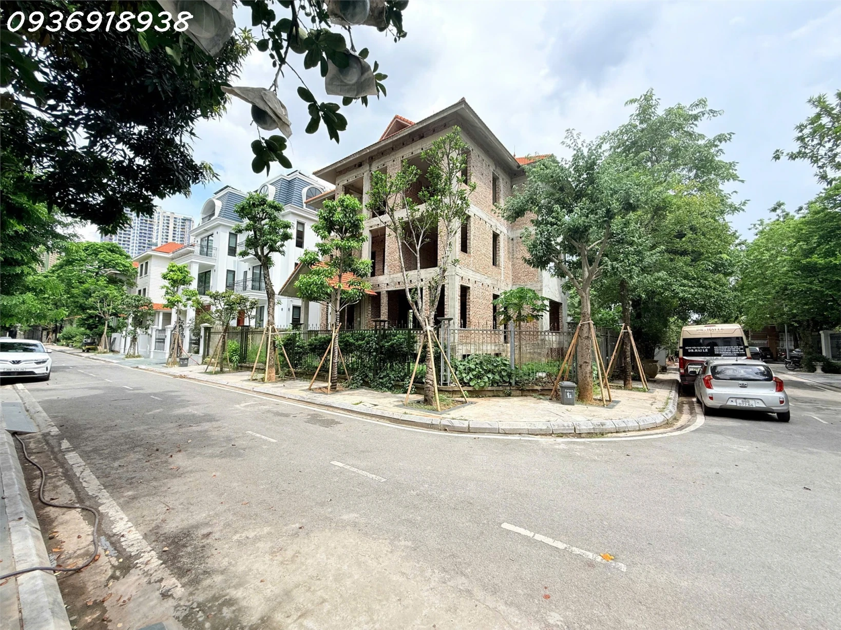 Siêu phẩm biệt thự xây thô lô góc khu đô thị Bảo Sơn 377m2 x 4 tầng mặt tiền 30m