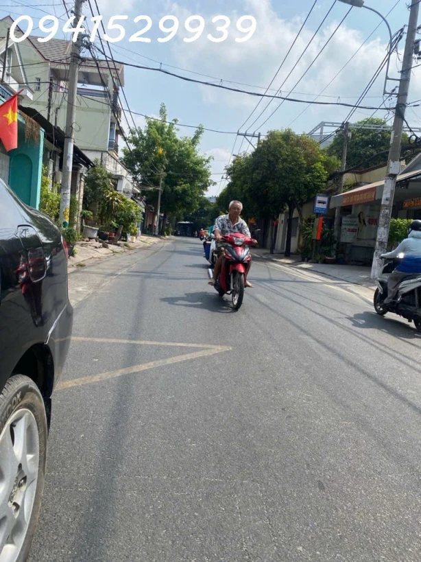 SÂP GIÁ 10TY300 -NHÁ 1 TRỆT 2 LẦU 4PN ,NGANG 4 DÀI 16 ,Ô TÔ ĐẬU TRONG NHÀ ; MẶT TIỀN 8M , TAM PHÚ ,THỦ ĐÚC