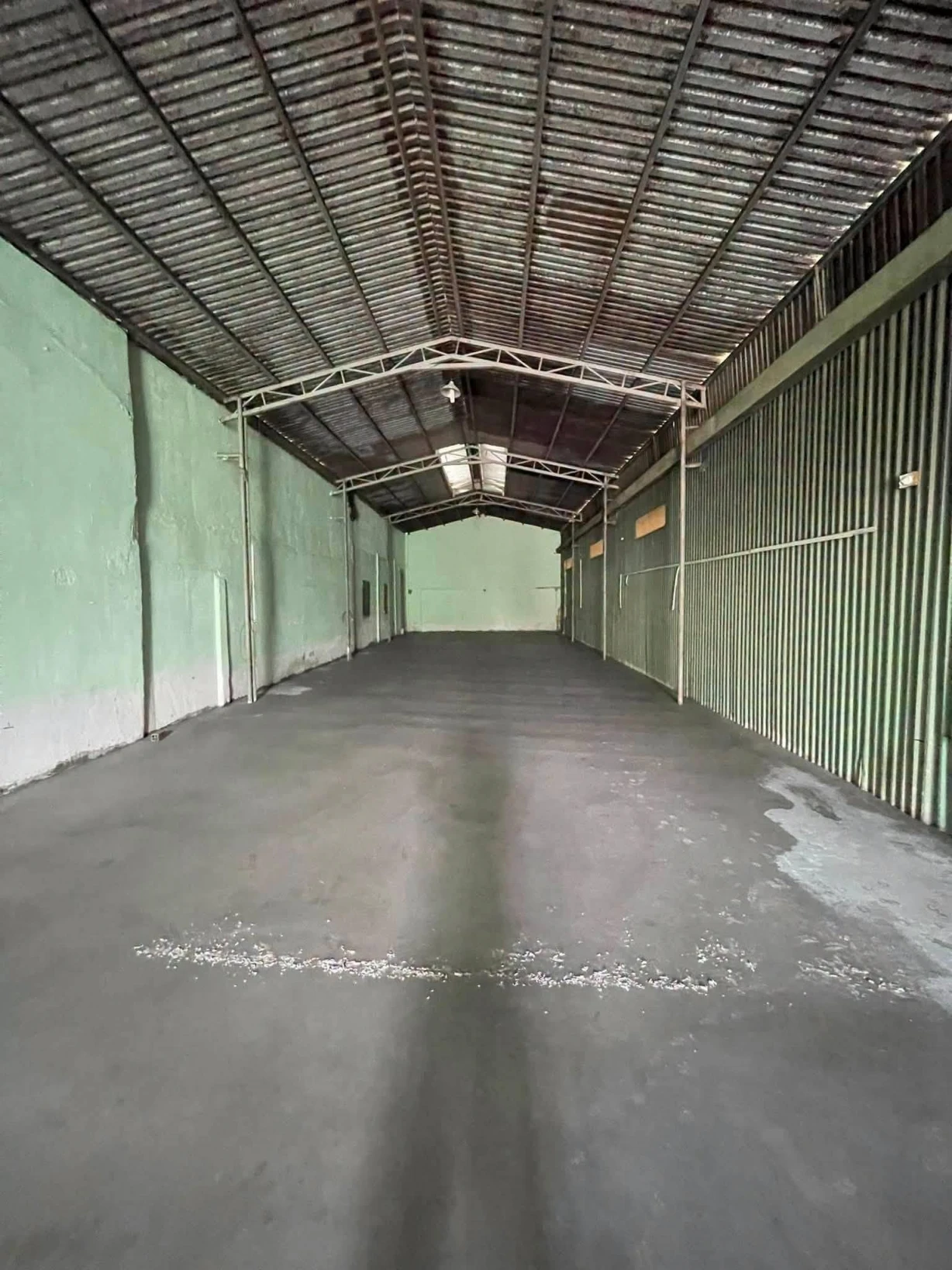 CHO THUÊ LÀM KHO XƯỞNG..GẦN NGÃ 3 HỒNG CHÂU..HÓC MÔN 430M2 GIÁ 25K