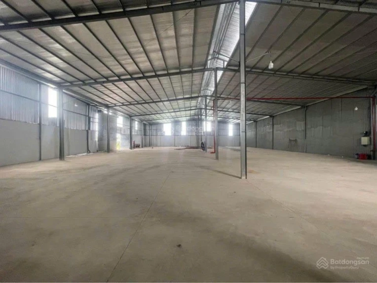 Cho thuê kho xưởng, DT 800m2, Hóc Môn, TP HCM, giá rẻ
