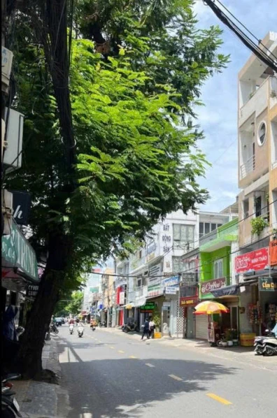 Chủ nhà là người anh xã hội gửi bán, khách có thiện chí mua sẽ trao đổi thương lượng. Giá tốt 26 Đ (101m²)