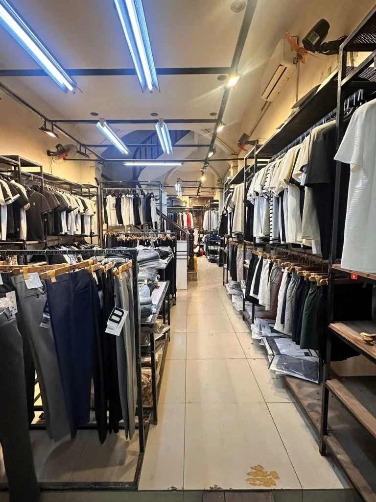 SANG NHƯỢNG CỬA HÀNG QUẦN ÁO – TRẦN DUY HƯNG, CẦU GIẤY, HÀ NỘI