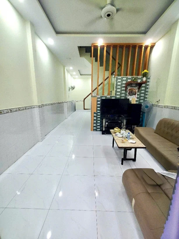 Bán Nhà Tân Hòa Đông Quận 6 - Gần Chợ Phú Lâm - Nở Hậu 4,4x15 - Chỉ 4 Tỷ Nhỉnh