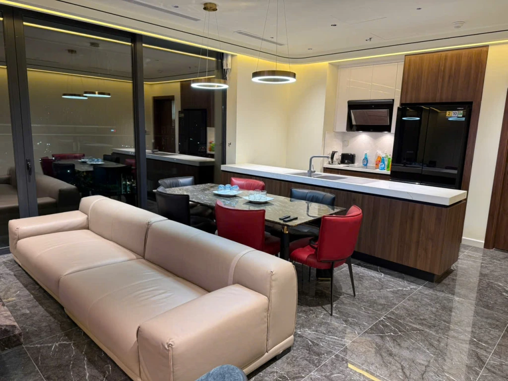 CHO THUÊ CH 3PN SUNSHINE GOLDEN RIVER – 141M²  FULL NỘI THẤT CAO CẤP  VIEW CÔNG VIÊN 66HA