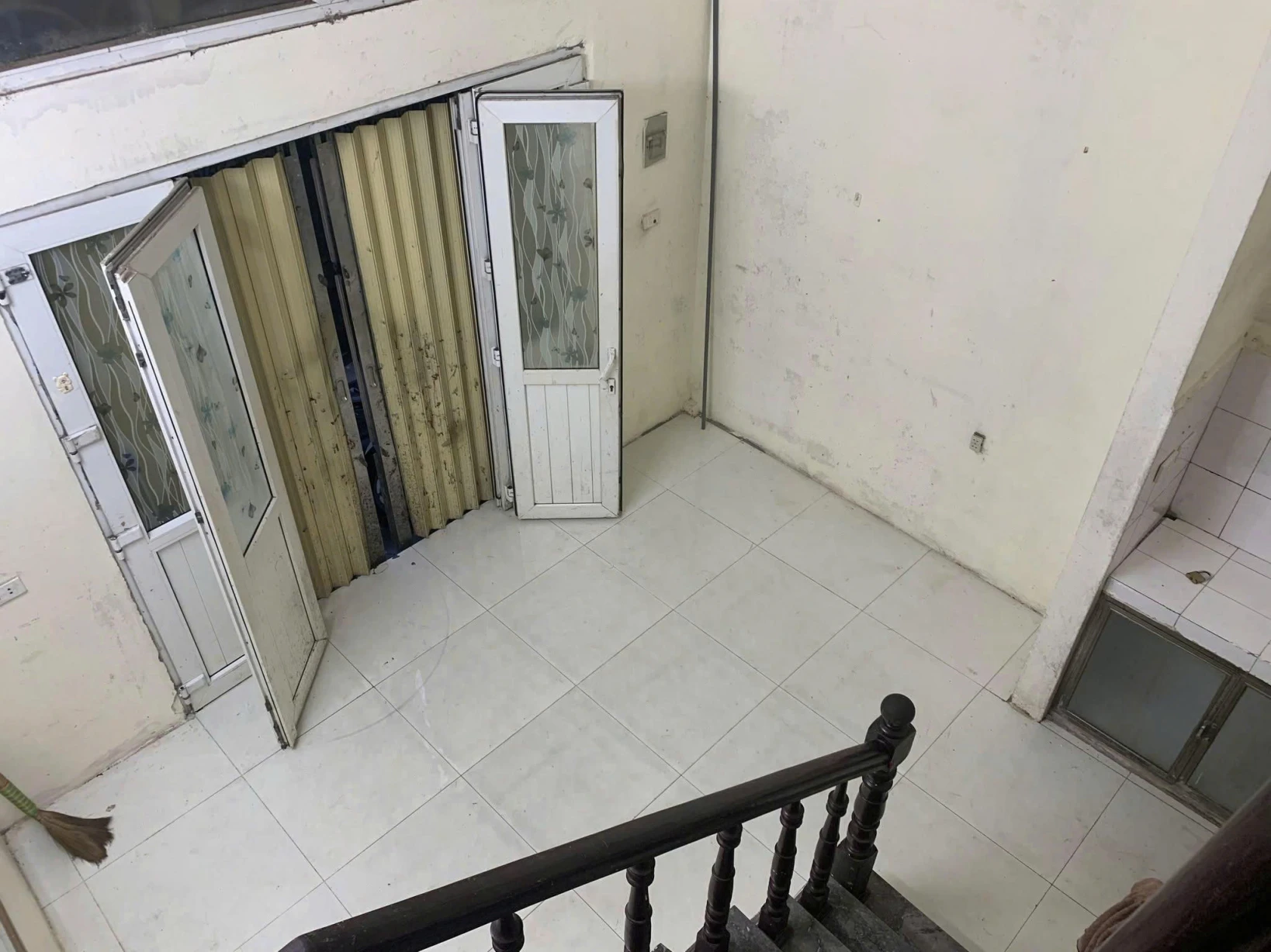 Chính chủ cho thuê nhà riêng 4 tầng tại  số 2b ngõ 738 Bạch Đằng, Hai Bà Trưng, Hà Nội - thuê lâu dài