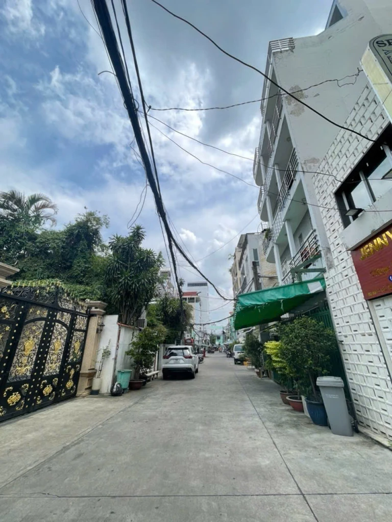 Bán nhà Hoà Hưng 52m², KT 3.4x14.5m, 2PN, giá 6.35 tỷ TL
