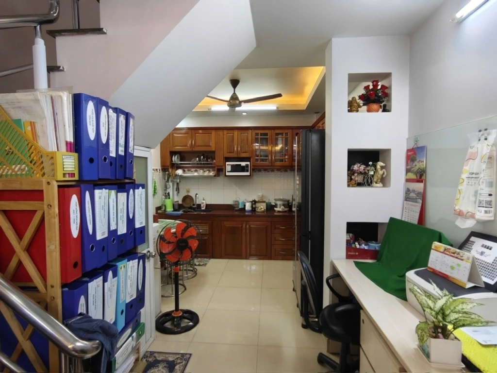 Bán nhà Huỳnh Văn Bánh - 4 tầng - DT 3.4x12m - 4PN - Giá chỉ 7.8 tỷ