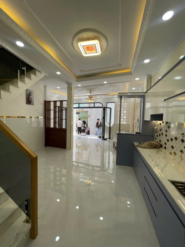 NGAY VÒNG XOAY PHÚ LÂM CÓ NHÀ MỚI COONG 47m2 3 LẦU 4pn 4wc CHÀO NHỈNH 4đ 