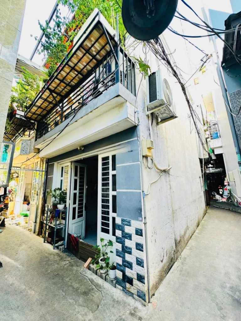 BÁN NHÀ NHỎ TIỀN QUẬN 8 - HỒ THÀNH BIÊN - GIÁ CHỈ 2.4 TỶ