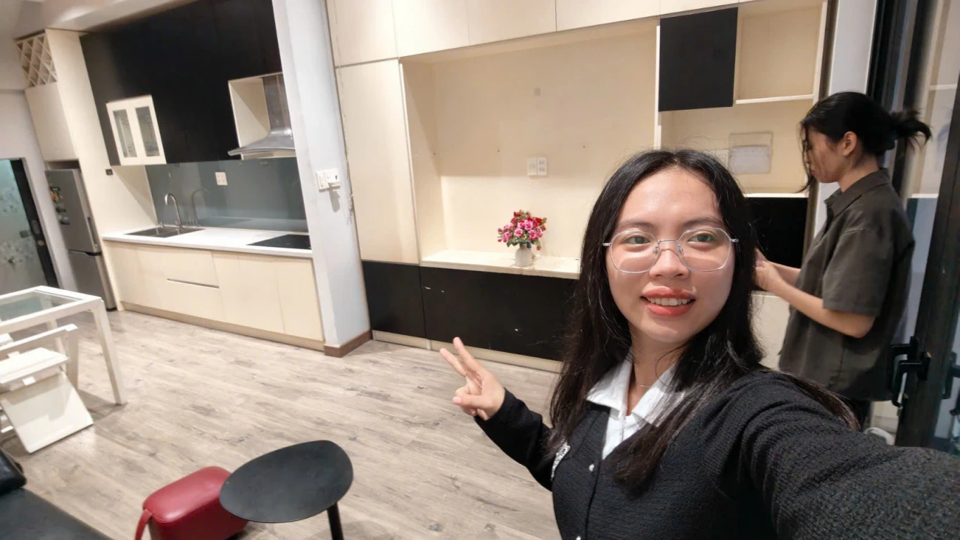 Nhà mới đẹp tặng full nội thất sát Hoà Bình, 40m2, 3 tầng mà chỉ 4Đ lớn