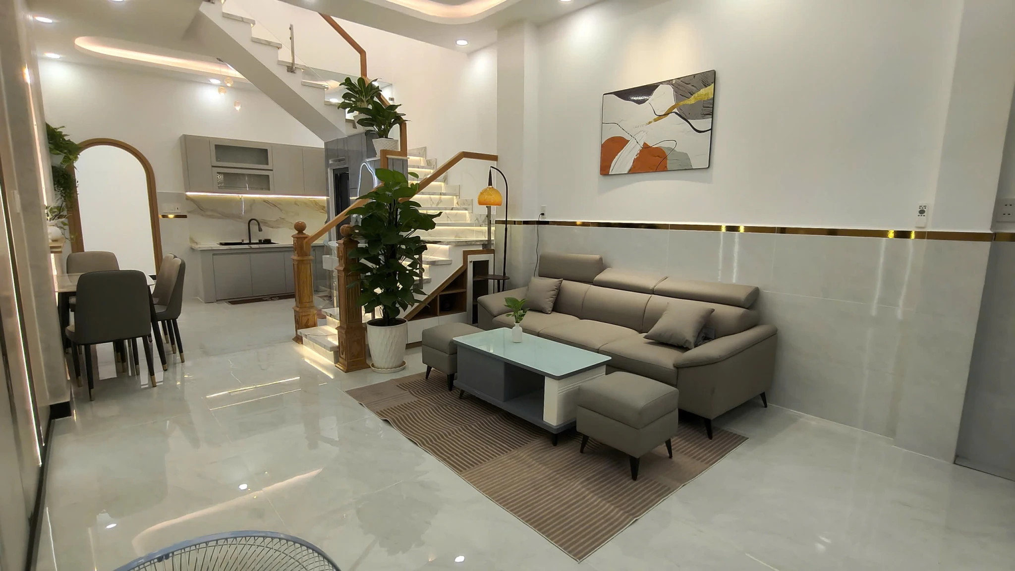 Nhà full nội thất xịn sò ngay liên khu 2-10, hẻm xe hơi thông tứ tung chỉ 5đ nhỏ