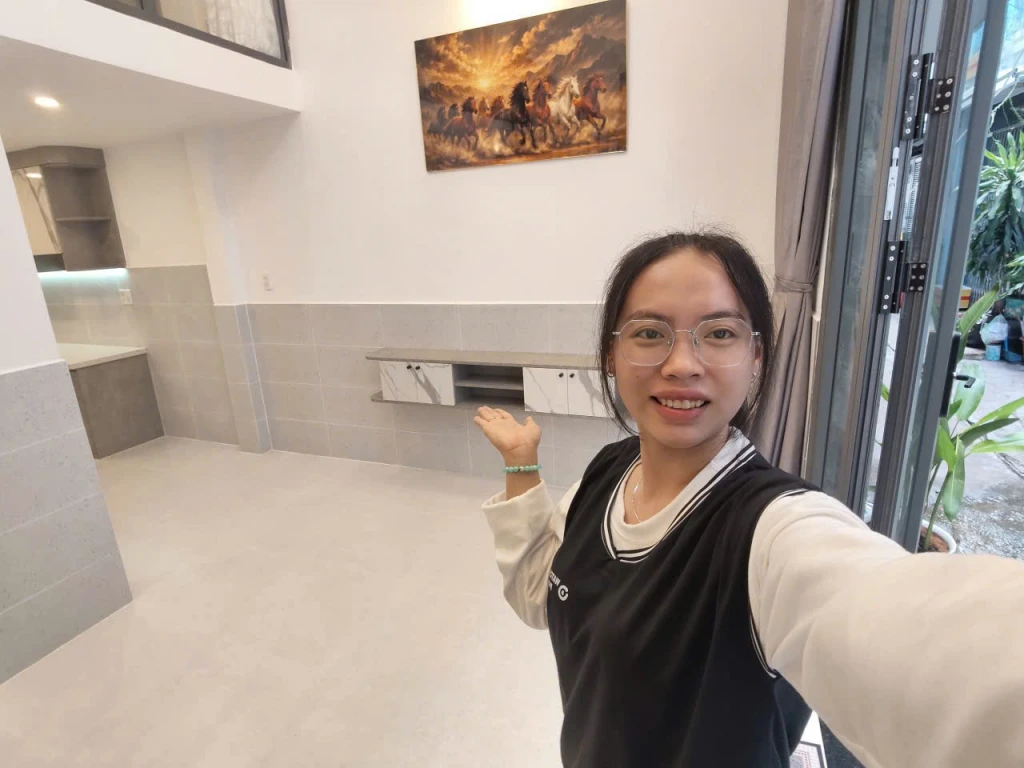 Nhà đẹp full nội thất, nở hậu hơn 4m ngày Phú Thọ Hòa Tân Phú mà chỉ 4Đ nhỏ
